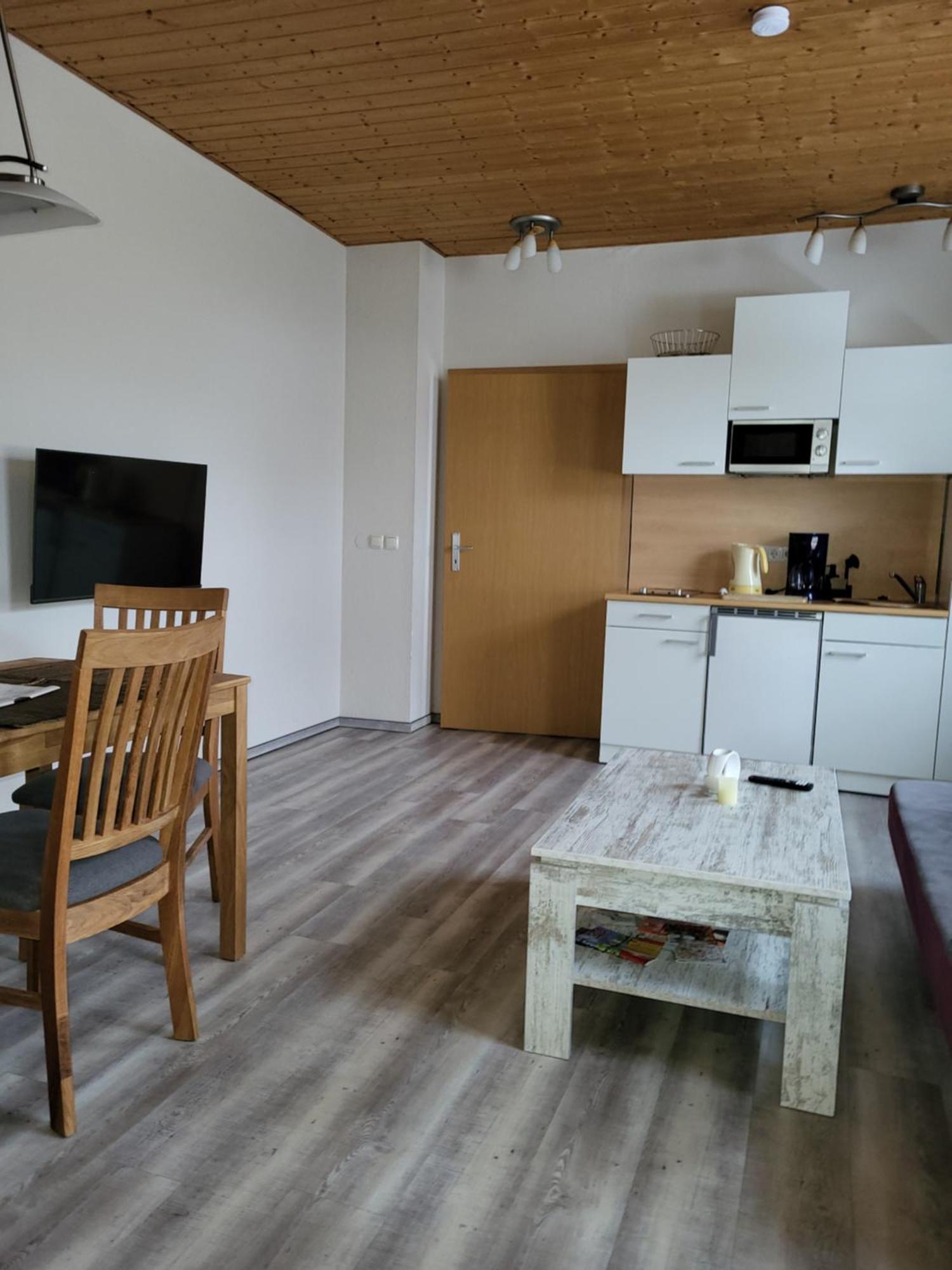 City Appartement Mit Garten, Zentral Und Trotzdem Ruhig Cottbus Ngoại thất bức ảnh